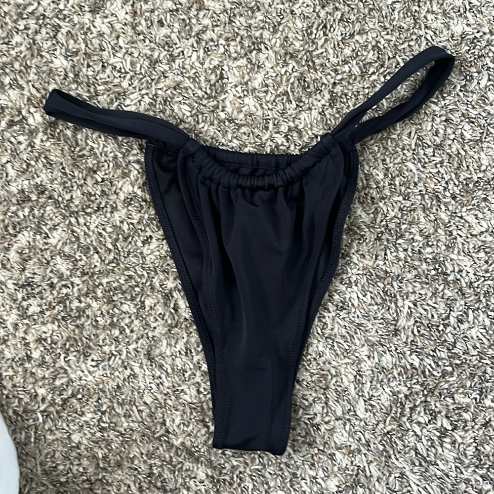 Shade and shore bikini bottoms